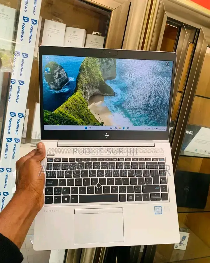 Ordinateur portable HP EliteBook 840 G5 8GB Intel Core i5 SSD 256GB