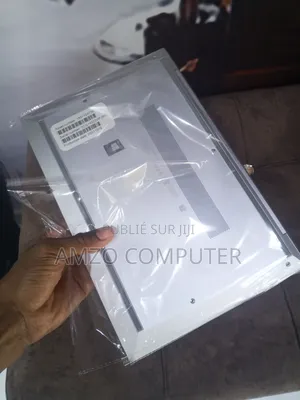 Nouveau HP EliteBook 845 G7 16GB AMD Ryzen 5 SSD 256GB
