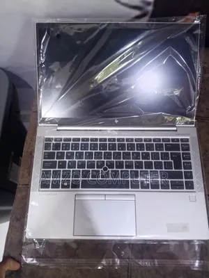 Nouveau HP EliteBook 845 G7 16GB AMD Ryzen 5 SSD 256GB