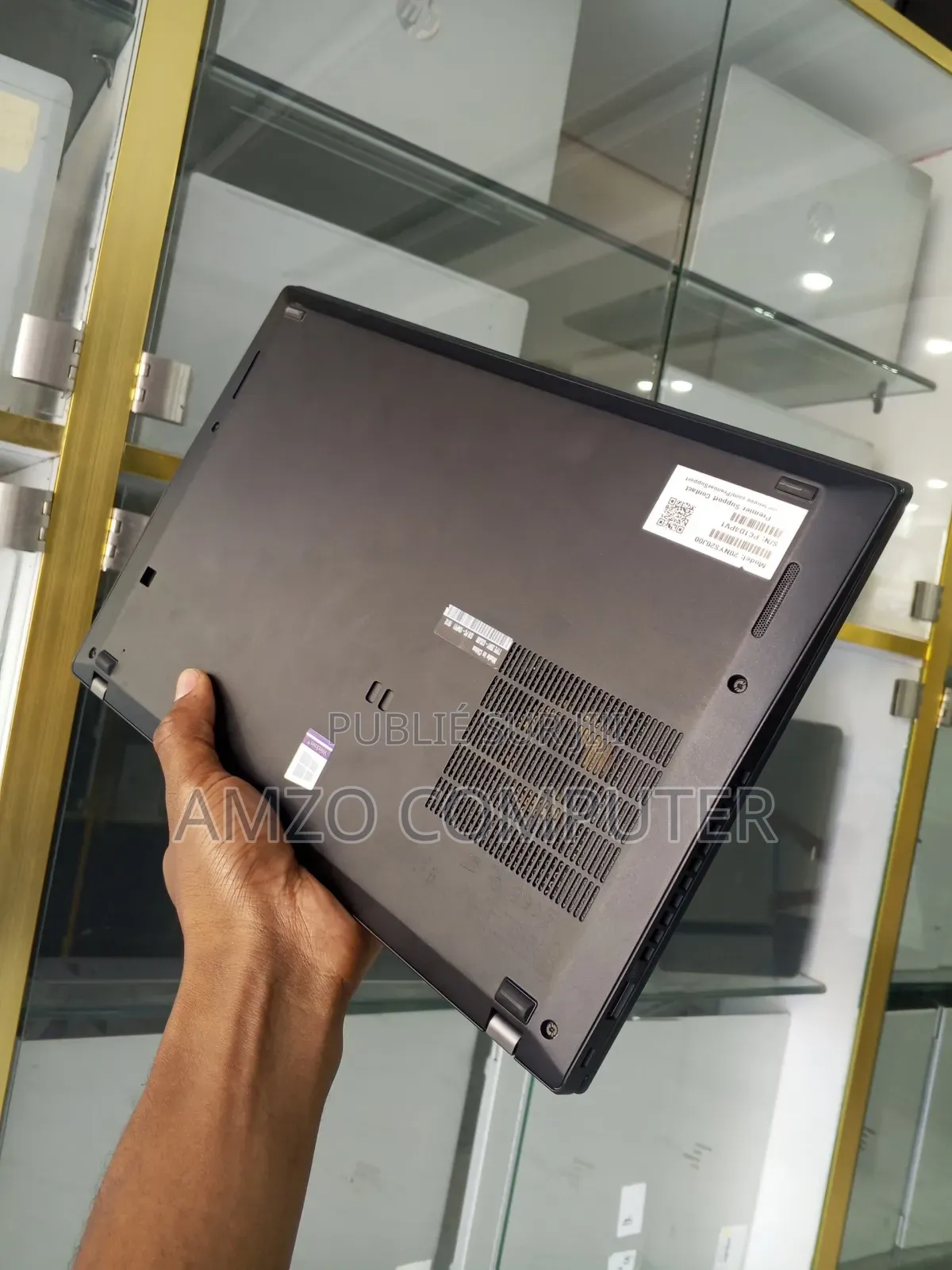 Ordinateur portable Lenovo ThinkPad T490s 32GB Intel Core i7 SSD 512GB