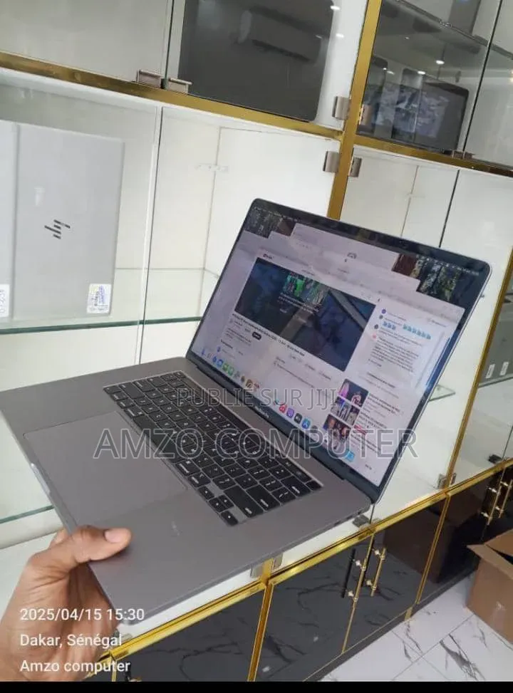 Ordinateur portable Apple MacBook Pro 2019 16GB Intel Core i9 SSD 1T