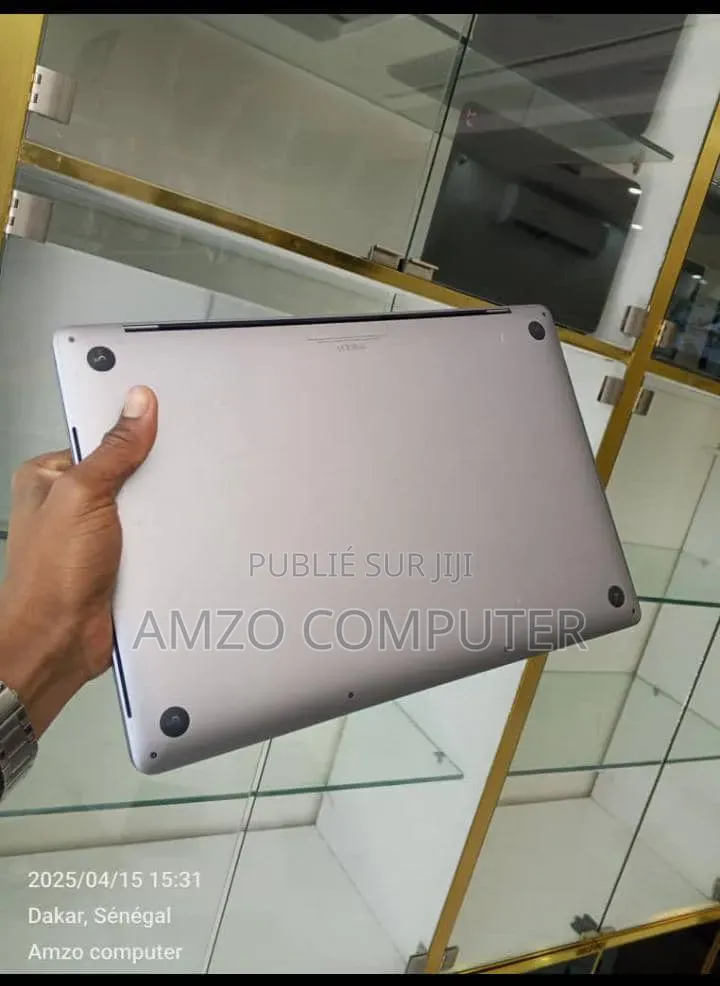 Ordinateur portable Apple MacBook Pro 2019 16GB Intel Core i9 SSD 1T