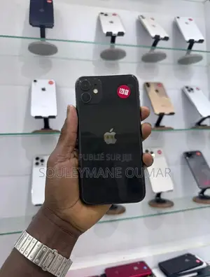 Nouveau Apple iPhone 11 128 GB Noir