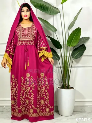 Robe  Borderie