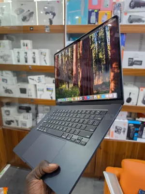 Nouveau Apple MacBook Air 2025 M4 32GB Apple M4 SSD 1T