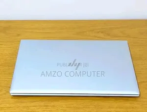 Ordinateur portable HP EliteBook 840 G8 16GB Intel Core i5 SSD 256GB