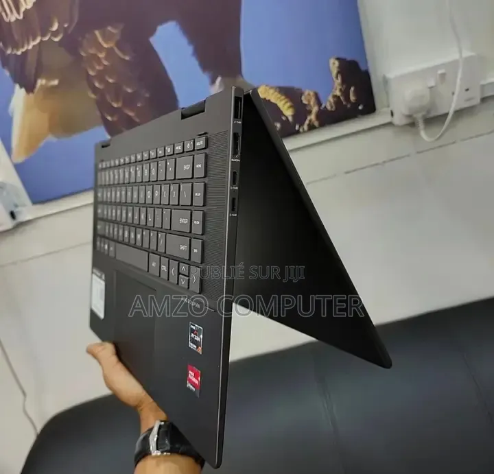 Ordinateur portable HP Envy x360 15-cp0013nr 12GB AMD Ryzen 7 SSD 512GB
