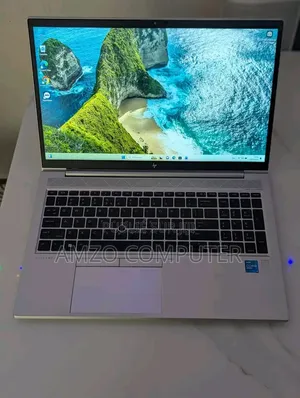 Nouveau HP EliteBook 850 G8 16GB Intel Core i5 SSD 512GB