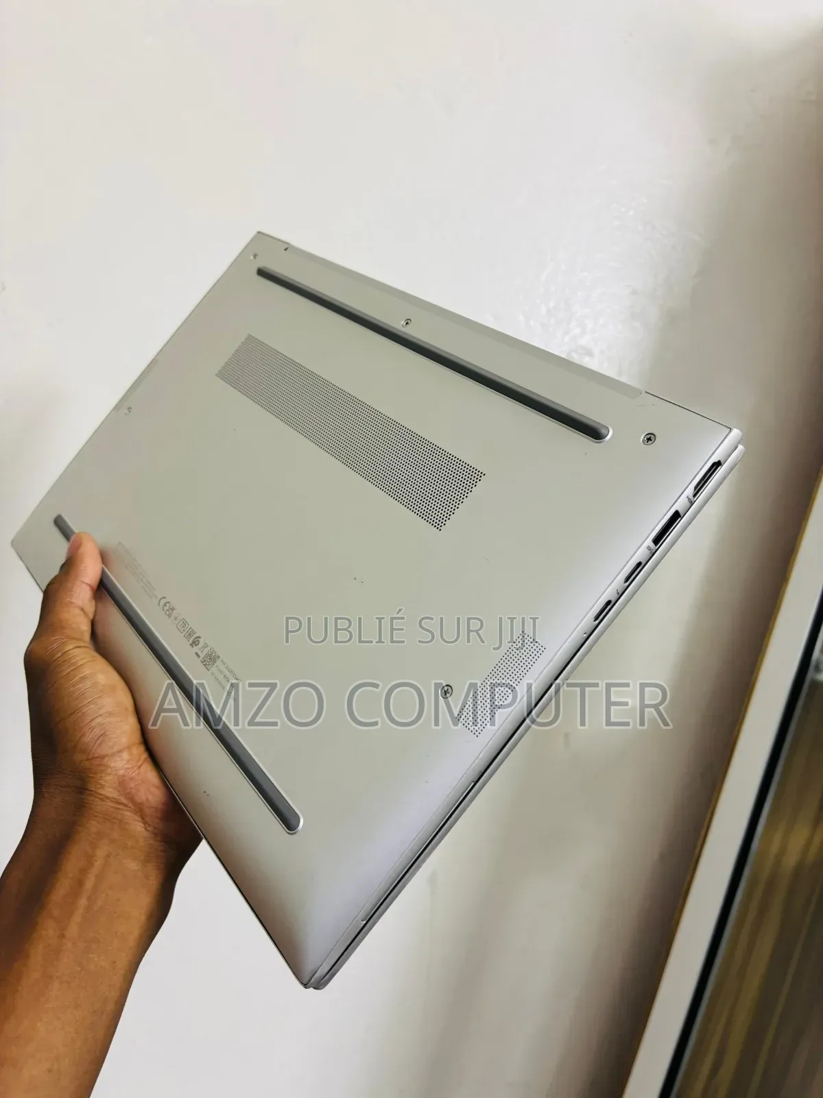 Ordinateur portable HP EliteBook 840 G10 16GB Intel Core i5 SSD 512GB