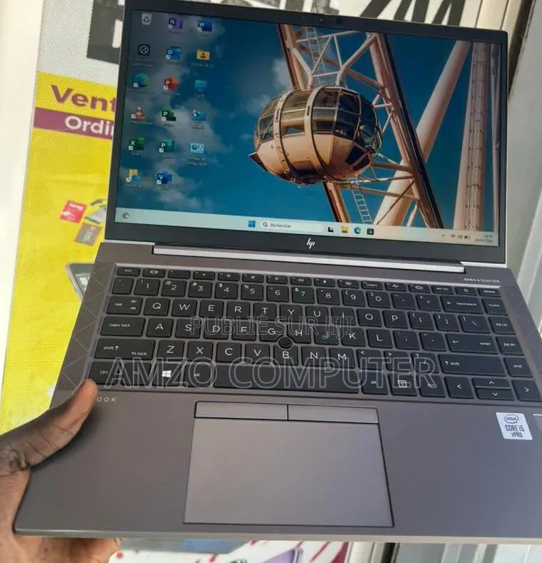 Ordinateur portable HP ZBook Firefly G8 8GB Intel Core i5 SSD 256GB