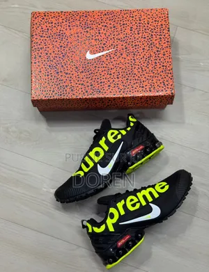 Original Nike Suprême