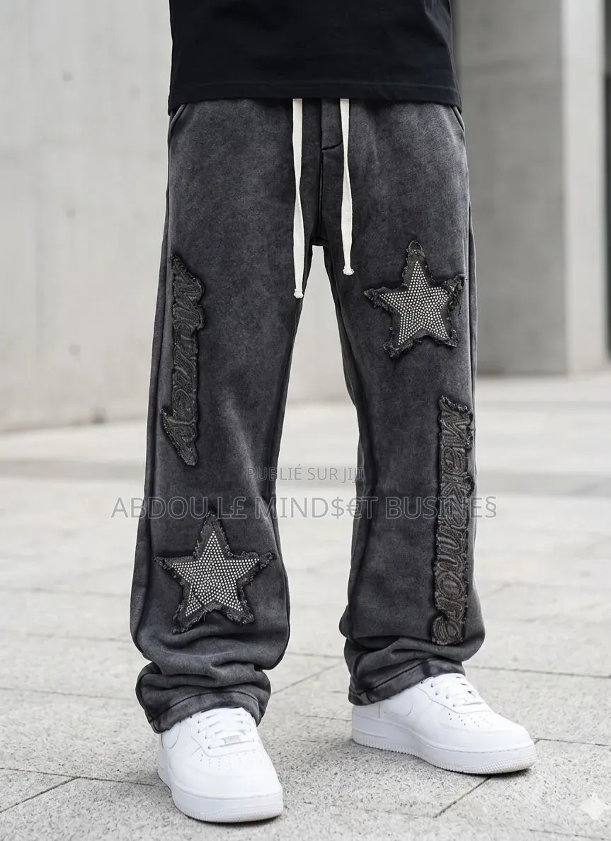 Bas Large Joggers Different Model Disponible