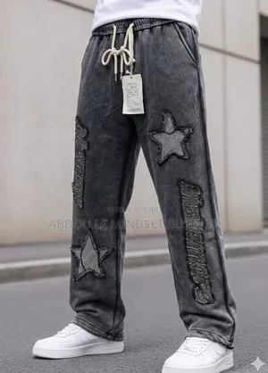Bas Large Joggers Different Model Disponible