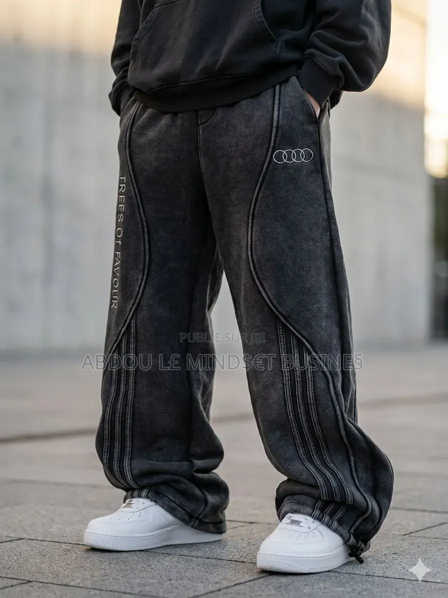 Bas Large Joggers Different Model Disponible