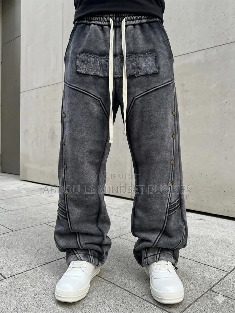 Bas Large Joggers Different Model Disponible