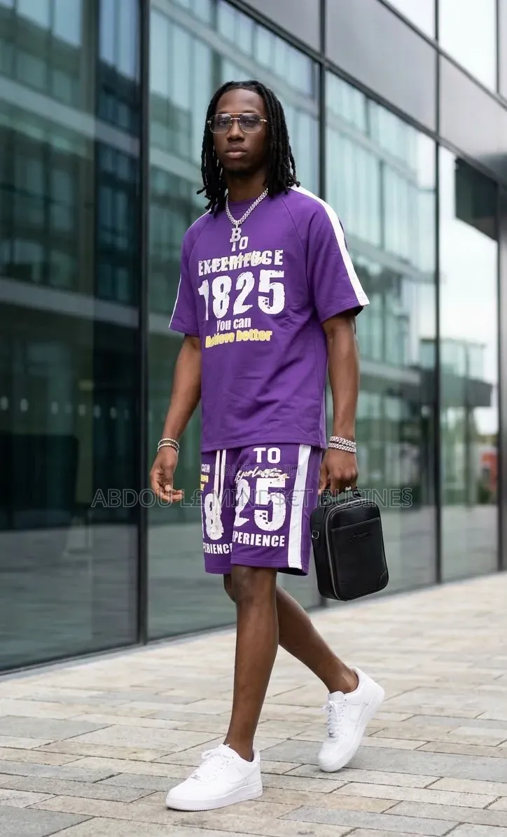 Ensemble Shorts to Expérience Disponible