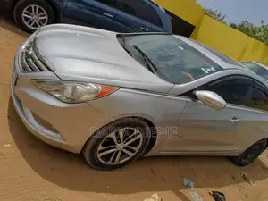Hyundai Sonata 2011 Gris
