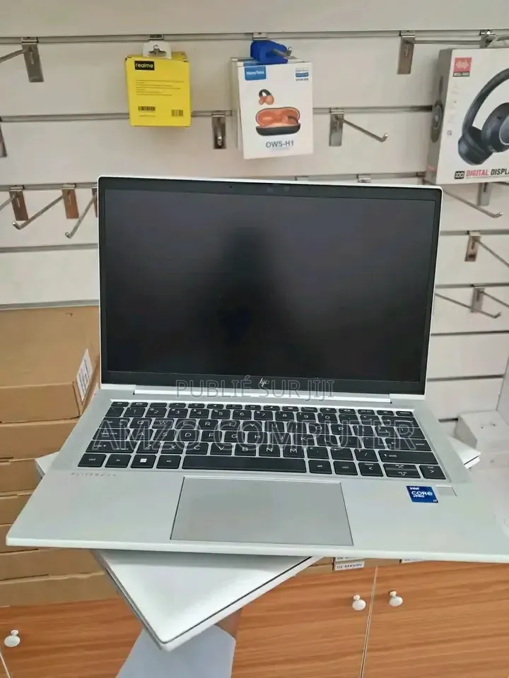 Ordinateur portable HP EliteBook 840 G8 16GB Intel Core i7 SSD 512GB