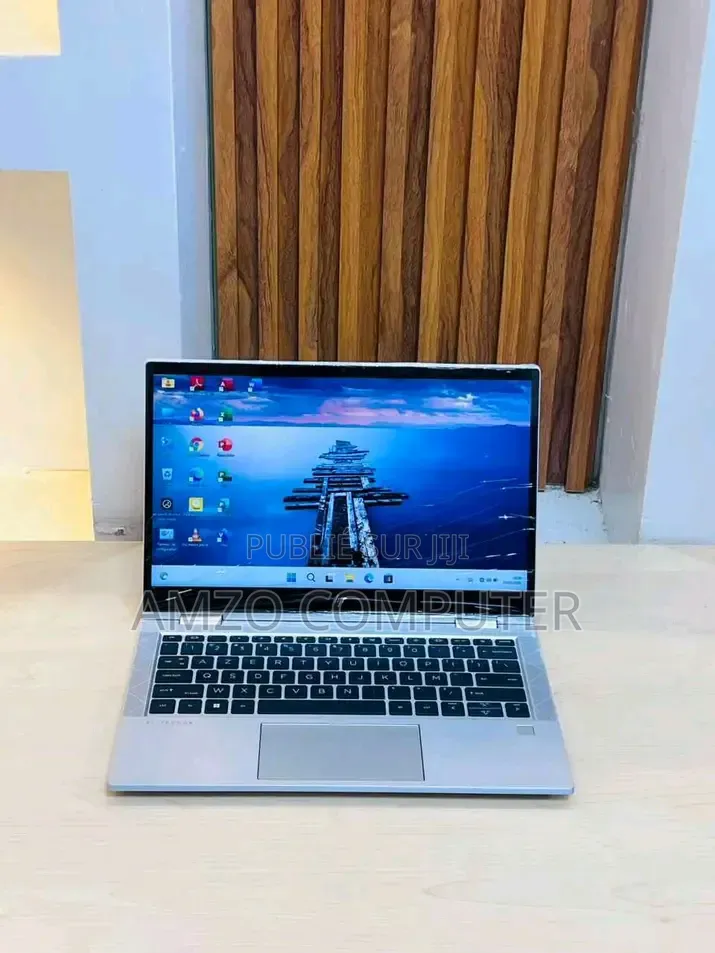 Ordinateur portable HP EliteBook 830 G8 8GB Intel Core i5 SSD 256GB