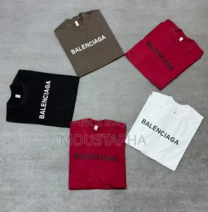 T-Shirts De Marque Disponible
