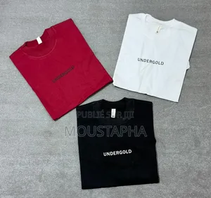 T-Shirts De Marque Disponible