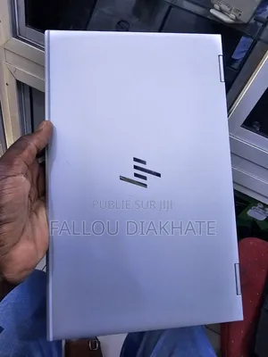 Nouveau HP EliteBook x360 1040 G7 16GB Intel Core i7 SSD 1T