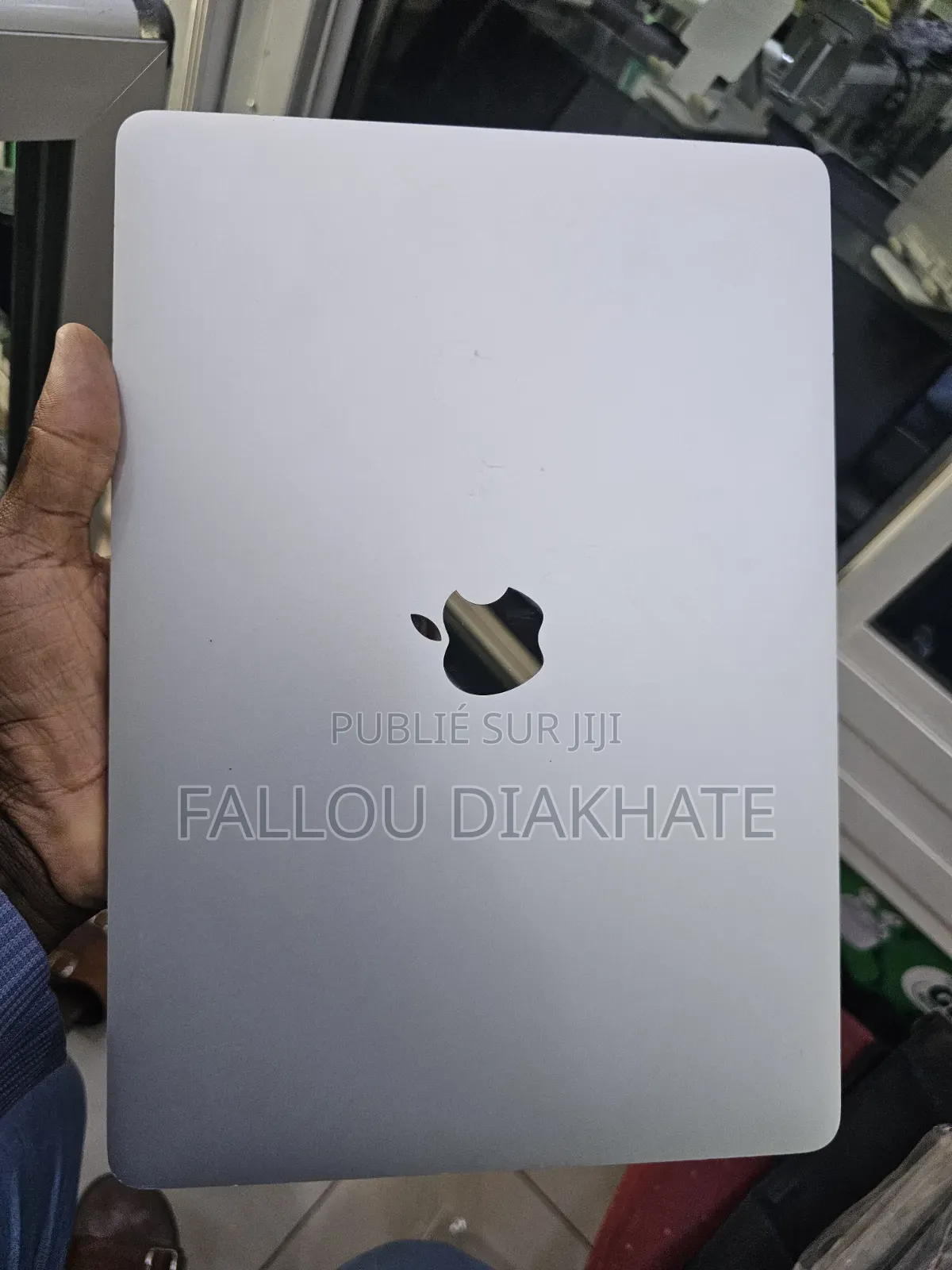 Nouveau Apple MacBook Pro 2019 16GB Intel Core i5 SSD 256GB