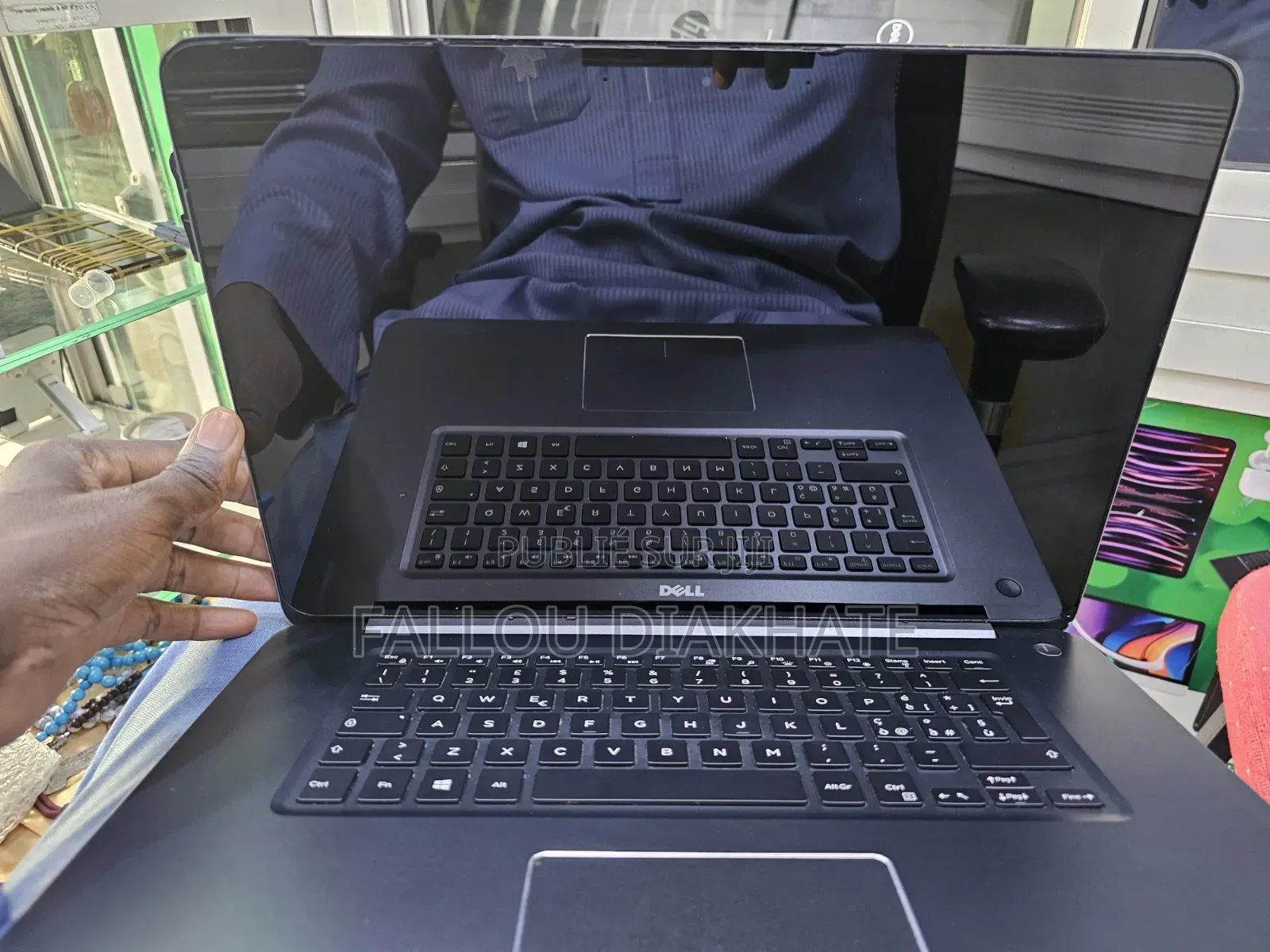 Ordinateur portable Dell Inspiron 15 16GB Intel Core i7 SSD 256GB
