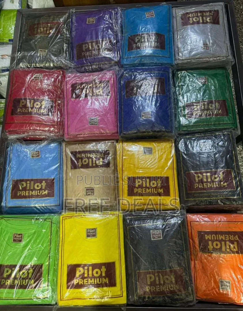 Des T-Shirts Pilote À Vendre