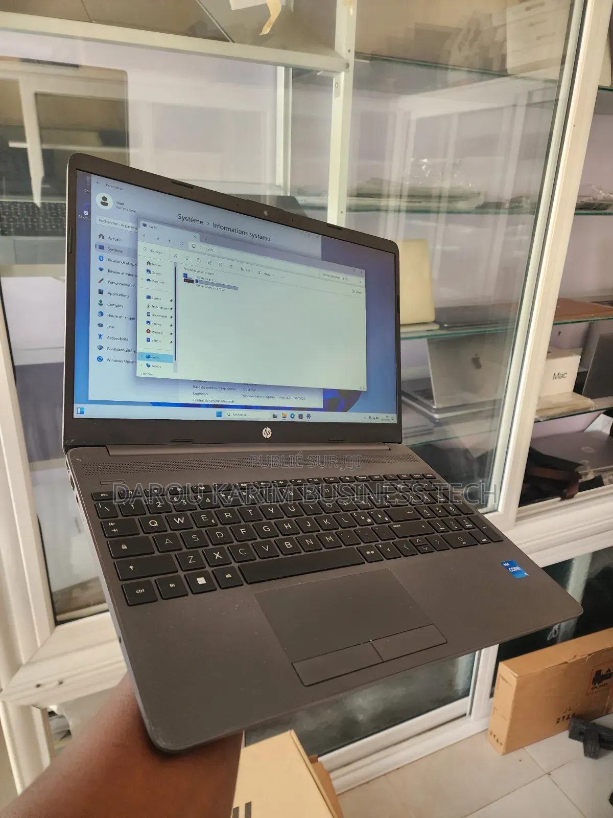 Nouveau Ordinateur portable HP 250 G10 8GB Intel Core i5 SSD 512GB