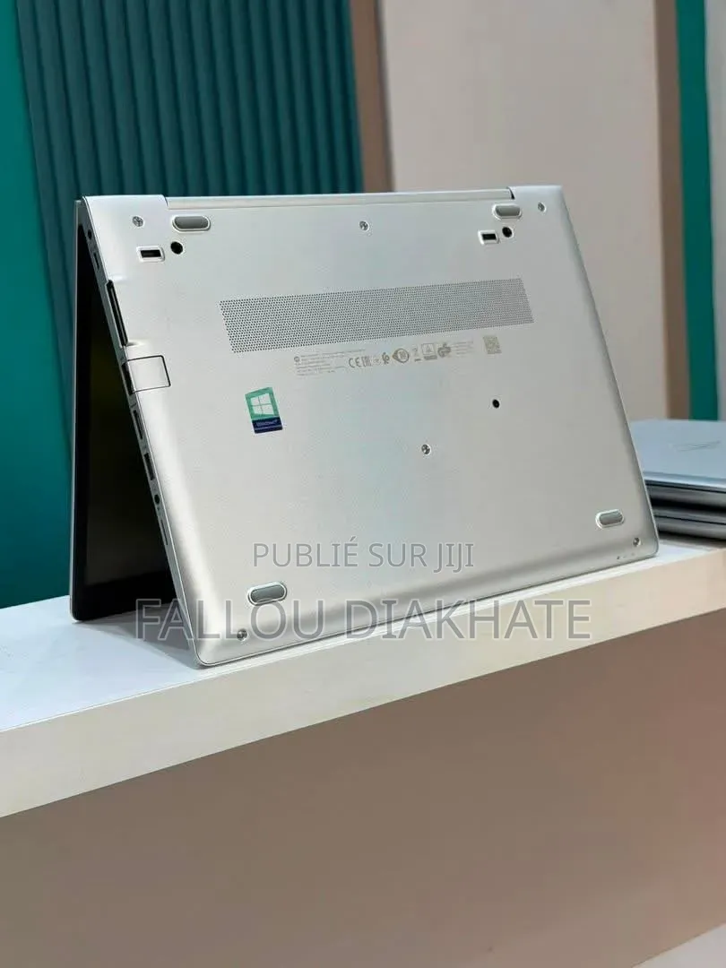 Nouveau HP EliteBook 1040 G8 16GB Intel Core i5 SSD 256GB