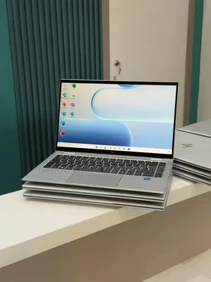 Nouveau HP EliteBook 1040 G8 16GB Intel Core i5 SSD 256GB