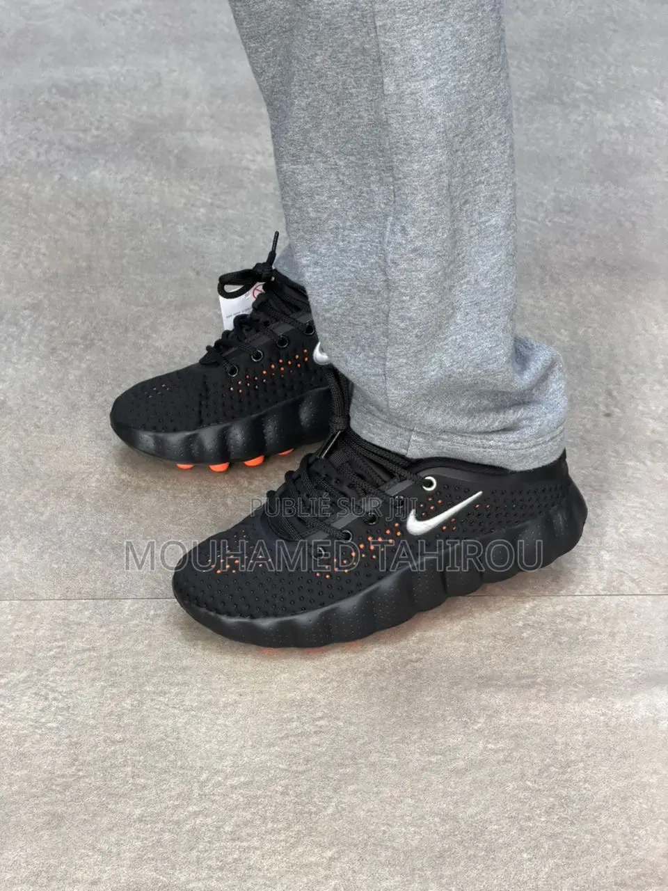 Nike Mind 002