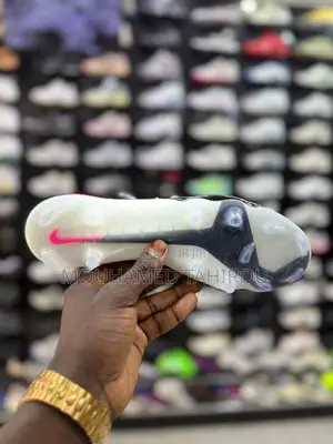 Nike Phantom
