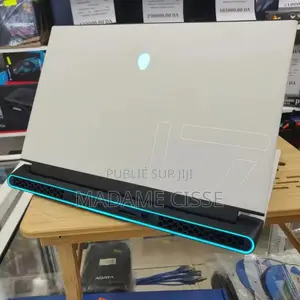 Nouveau Dell Allienware M18 R1 32GB Intel Core i9 SSD 512GB