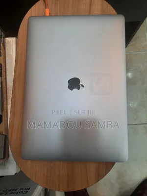 Nouveau Apple MacBook Pro 2018 32GB Intel Core i7 SSD 1T