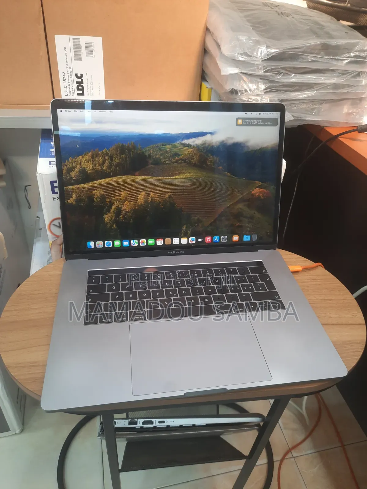 Nouveau Apple MacBook Pro 2018 32GB Intel Core i7 SSD 1T