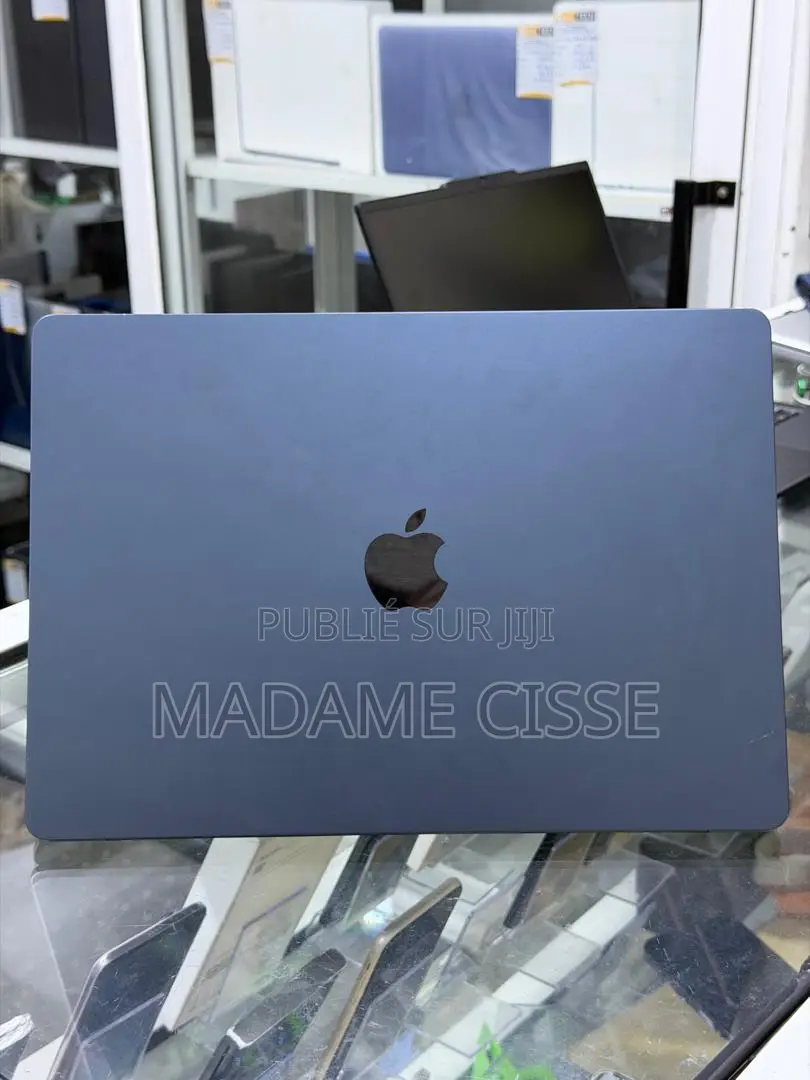Nouveau Apple MacBook Air 2025 M4 24GB Apple M4 SSD 512GB