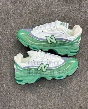 New Balance 1000