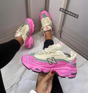 New Balance 1000