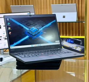 Ordinateur portable Lenovo ThinkPad T490s 16GB Intel Core i7 SSD 256GB