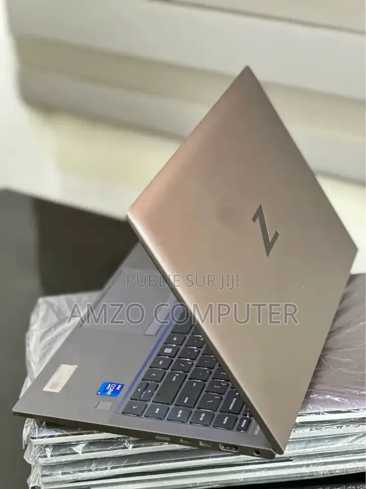 Ordinateur portable HP ZBook Firefly G8 16GB Intel Core i7 SSD 256GB