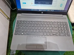 Ordinateur portable HP 250 G8 4GB Intel Celeron HDD 500GB