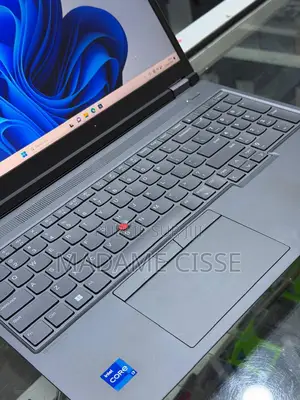 Nouveau Lenovo ThinkPad P15s 64GB Intel Core i7 SSD 1T