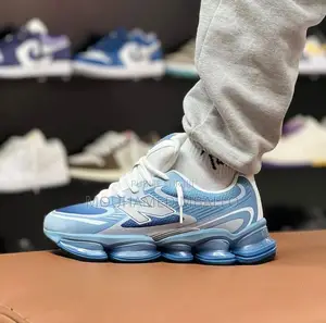 New Balance 2000