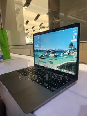 Nouveau Apple MacBook Air 2020 M1 8GB Apple M1 SSD 256GB