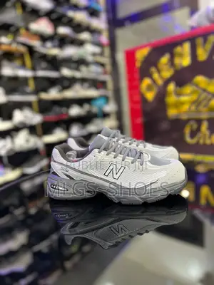 New Balance 509