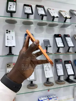 Nouveau Apple iPhone 17 Pro Max 256 GB Orange