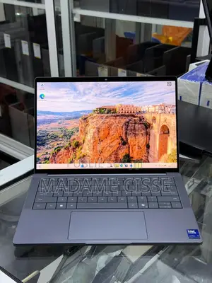 Nouveau Dell Pro 13 32GB Intel Core Ultra 7 SSD 512GB
