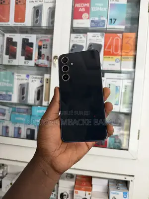 Nouveau Samsung Galaxy A35 128 GB Noir